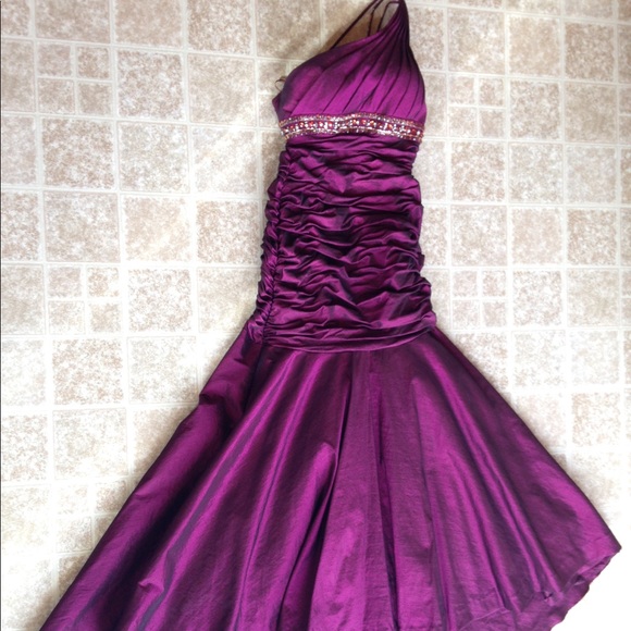 Magenta Prom Dress / Evening Gown - Picture 4 of 7